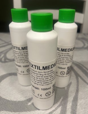 Zoom bild av 682101-textilmedium-100ml-package